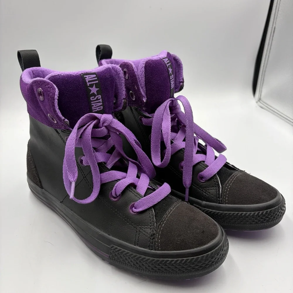 Converse Chuck‎ Taylor All Star High Top Purple & Black Size 5 Youth Junior